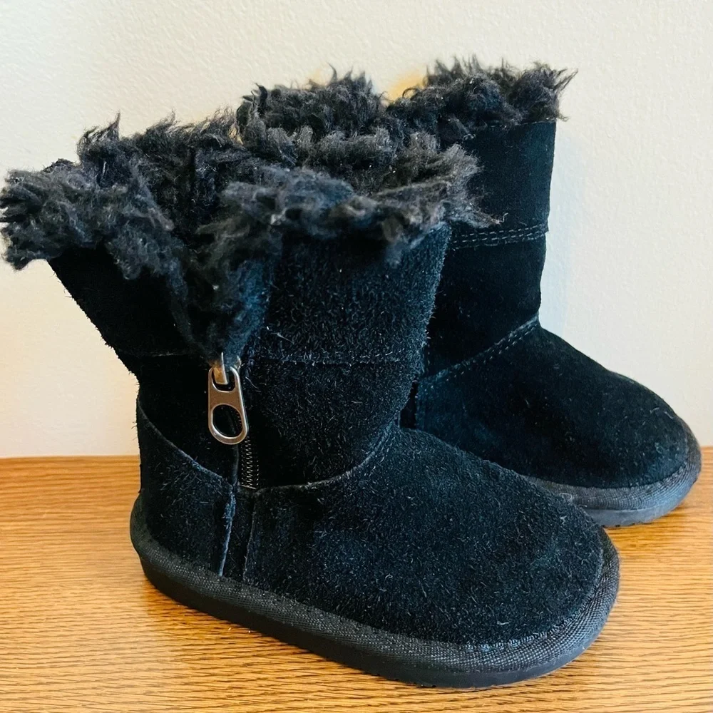 Koolaburra Toddler Boots Black Sherpa Lined Excellent Condition, Kids Size 7c
